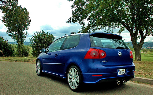 r32